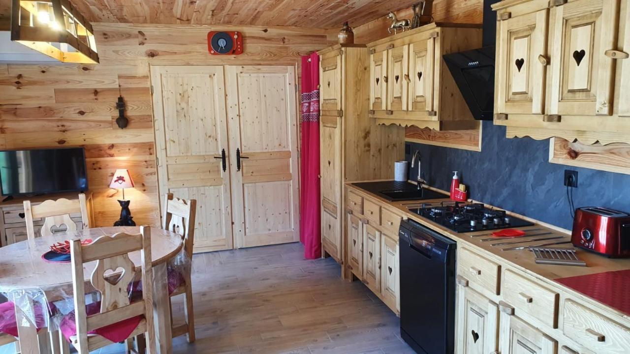 Chez Lavalou Gite 4* Chaleureux En Bois Lannemezan Exterior foto